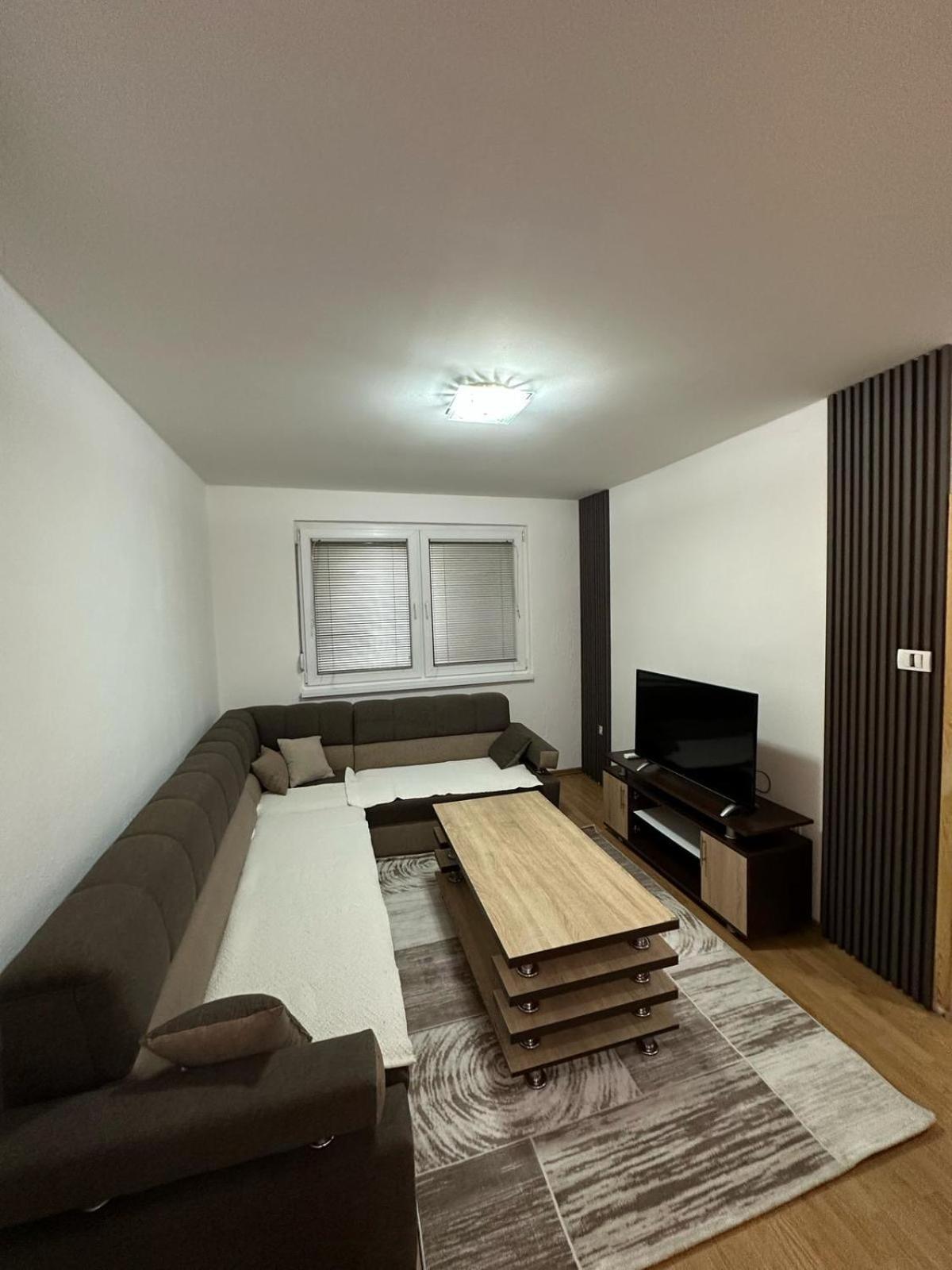 Vila Max SJJ Exteriör bild
