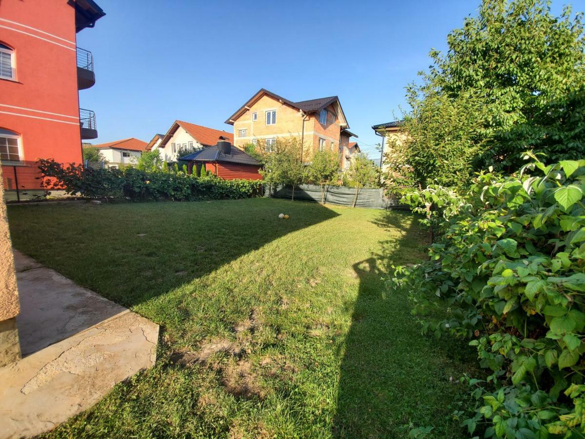Vila Max SJJ Exteriör bild